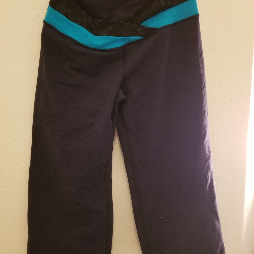 SOLD Lululemon Crops